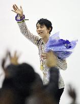 Imperfect Hanyu wins 4th straight nationals