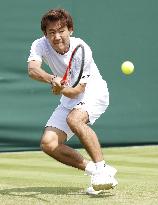 Japan's Nishioka defeated in Wimbledon 1st round