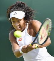 Tennis: Japan's Osaka moves into Wimbledon 2nd round
