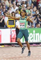 Athletics: Semenya wins gold in women's 800m at world c'ships