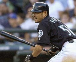 (1)Ichiro singles against Red Sox