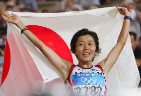 (5)Noguchi wins women's marathon in Athens Olympics