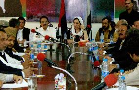 Bhutto chairs meeting of allied parties