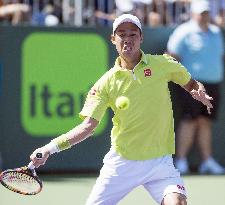 Japan's Nishikori moves into 3rd round at Miami Open tennis