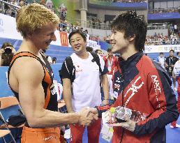 Zonderland wins horizontal bar at world championships