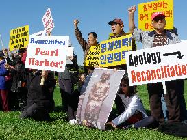 Korean Americans demand PM Abe's apology over "comfort women" issue