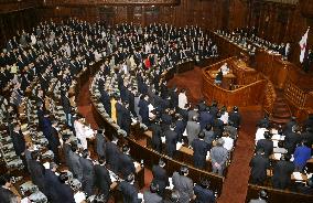 Lower house OKs stopgap bill to extend tax measures until May