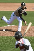 Fighters' Otani pitches in exhibition game in Arizona