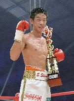 Boxing: Olympic medalist Shimizu wins pro debut