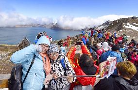 China's border with N. Korea attracting tourists