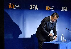 Football: JFA President Tashima