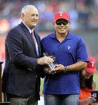 Ivan Rodriguez retires