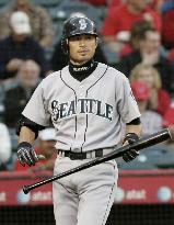 Ichiro, Jojima get one hit each in Mariners' 13-inning win