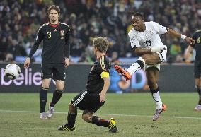Germany beats Ghana, both teams goes through