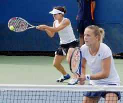 Aoyama-Yakimova pair at U.S. Open tennis