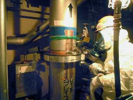 Worker at Fukushima Daiichi nuclear power plant