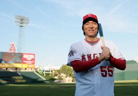 Matsui wears Angels jersey