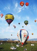 Hot-air balloon festival kicks off in Saga