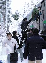 Yamagata Shinkansen temporarily suspended due to falling tree