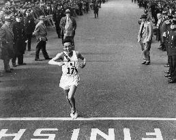 Scene of 1st Japanese winning Boston Marathon in 1951