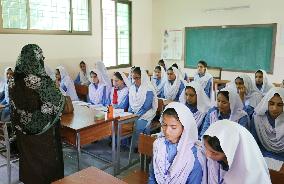 10 years after killer quake, students study at school in Pakistan