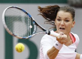 Radwanska plays in 4th round of French Open tennis tournament