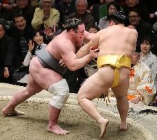 New Year Grand Sumo Tournament final day
