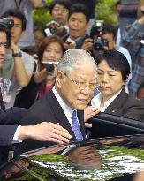 Former Taiwan leader Lee Teng-hui visits war-linked Yasukuni Shr