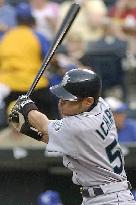 Mariners' Ichiro goes 4-for-4 with 5 RBIs against Royals