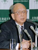 Nobel laureate Suzuki to receive Order of Culture