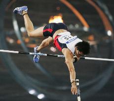 Sawano takes gold in men's pole vault at Asian Games