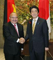 Papua New Guinea PM O'Neill meets with Japanese PM Abe
