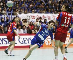 S. Korea downs Japan in women's handball replay