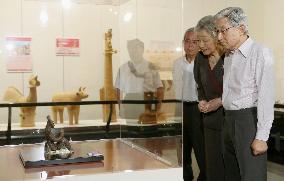 Imperial couple visits exhibit of objects unearthed in Japan