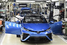 Toyota unveils production line for Mirai fuel-cell vehicle