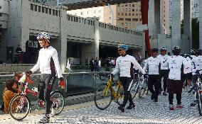 Japanese, S. Korean cyclists complete Seoul-Tokyo trek
