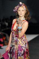 ''Tokyo Girls Collection'' on display at Beijing fashion show
