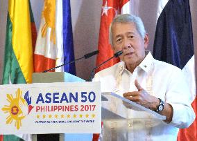ASEAN foreign ministers tackle S. China Sea, Trump admin in retreat