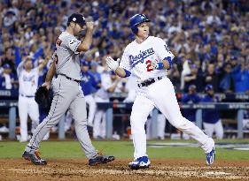 Baseball: Dodgers force World Series Game 7