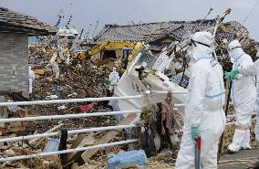 Search for disaster victims in Namie