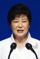 Park calls for efforts toward "future-oriented" ties with Japan