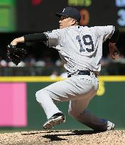 Tanaka marks 11th win