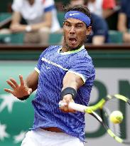 Nadal beats Basilashvili in French Open 3rd round