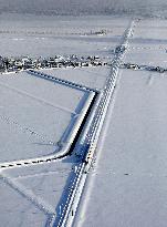 Train stranded by heavy snowfall in Japan