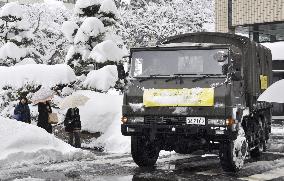 Heavy snow hits Sea of Japan coast