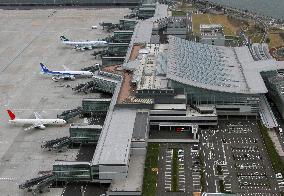 Quake deals blow to Haneda airport's bid for global stature