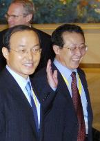 6-way talks resume as N. Korea pushes for civilian nuke