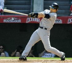 Angels beat Yankees in Game 3 of A.L. Championship series