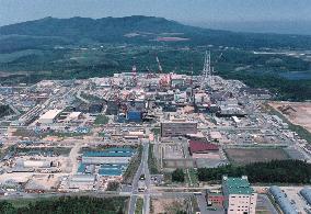(3)Nuclear fuel reprocessing plant in Rokkasho