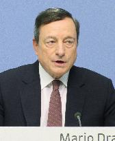 ECB leaves deposit rate unchanged at minus 0.4%